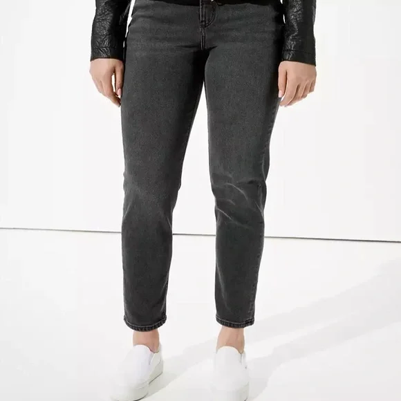 BRAND NEW AMERICAN EAGLE Stretch Curvy Mom Jean Size 6 - Picture 5 of 12